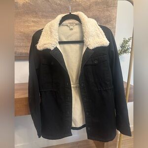 Hang Ten Black Jacket with Cream Sherpa Lining